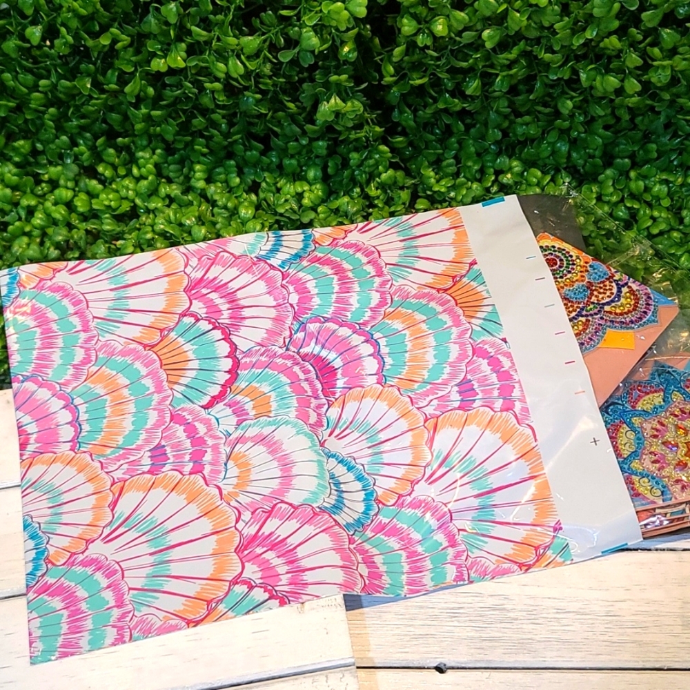 20 Poly Mailers 10 x 13 Sea Shell Design Self Sealing